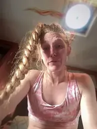 GoldenFlameGoddess stripchat stream image