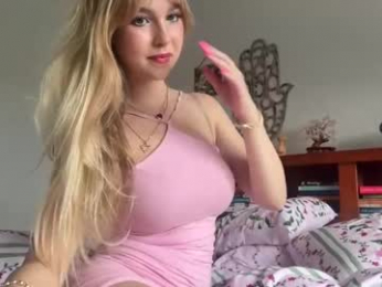 kittengirlxo chaturbate stream image