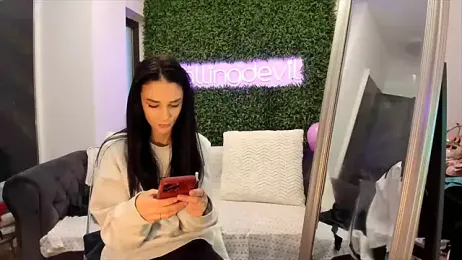 realhotfallingdevil stripchat stream image, 24.03.2025 04:40