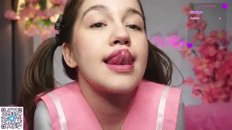 AmiLewis stripchat stream image