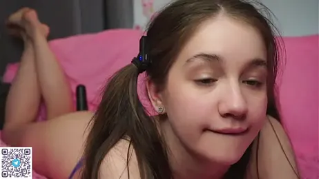 AmiLewis stripchat stream image