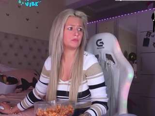 aliciarey camsoda stream image