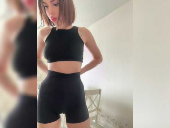 BabyDarii bongacams stream image