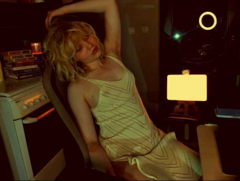 A-Huli bongacams stream image