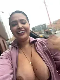 Sara_fun stripchat stream image