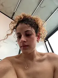 alana15 stripchat stream image