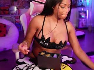 lovenzia camsoda stream image