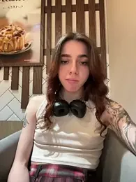 Lily__Belle stripchat stream image