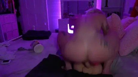 emmagray001 stripchat stream image