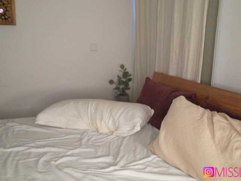 AlexiaFoxMd bongacams stream image