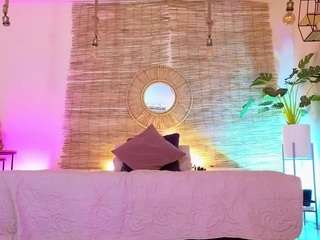 lady-brownn camsoda stream image