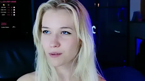 ShhhO_O stripchat stream image