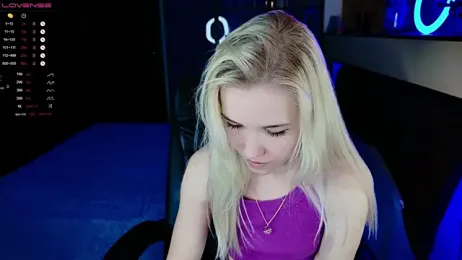 ShhhO_O stripchat stream image