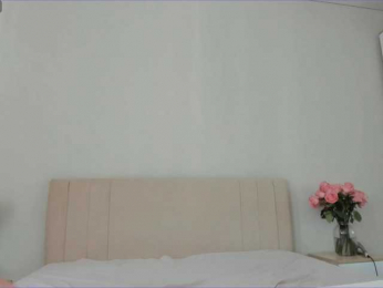 sweetyvikki bongacams stream image