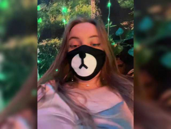 -Summer- bongacams stream image