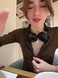 Lily__Belle stripchat stream image