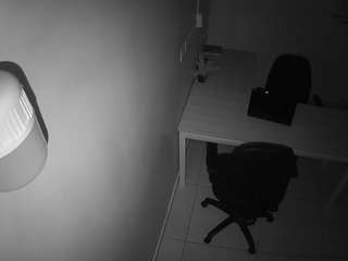 voyeurcam-jb-room-1 camsoda stream image