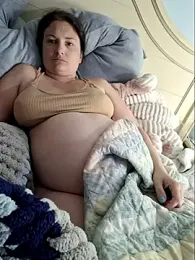 MilfyMrsRobinson stripchat stream image