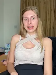 emma05 stripchat stream image