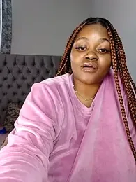 Yung-Missy stripchat stream image