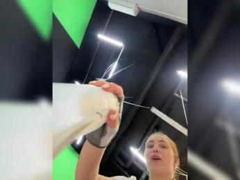 sweetAdel bongacams stream image