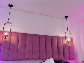 dulce-small camsoda stream image