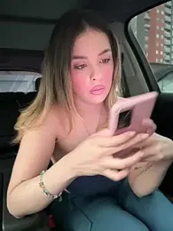 Alirawrz stripchat stream image