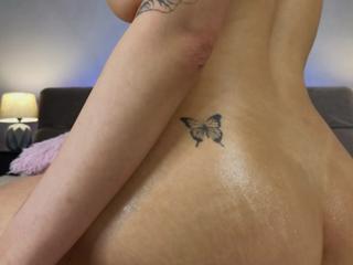 Naomi Asian flirt4free stream image