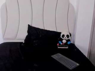 kaity-layne camsoda stream image