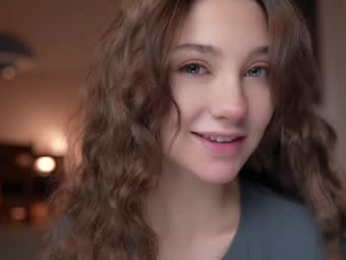 mia_elfie chaturbate stream image