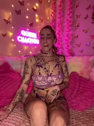 Chachou000 stripchat stream image