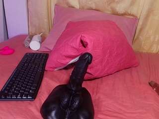 mssbombom camsoda stream image