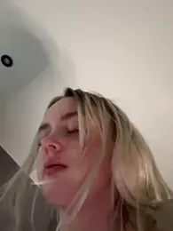 CherryEmmy stripchat stream image