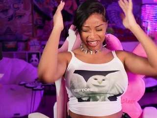 lovenzia camsoda stream image