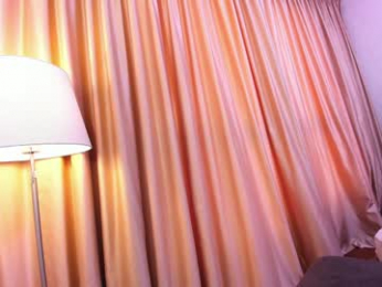 ehotlovea chaturbate stream image