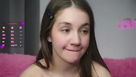 AmiLewis stripchat stream image