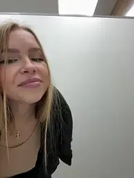 Liza_risky stripchat stream image