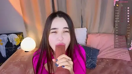 KateBleare stripchat stream image