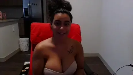 cinnaminnie stripchat stream image