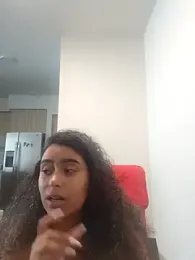 cinnaminnie stripchat stream image