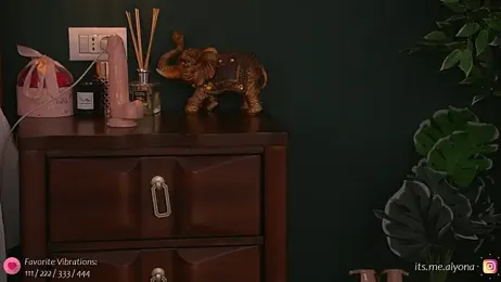 AlyonaX stripchat stream image