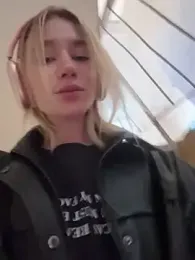 SSSATIVA_model stripchat stream image