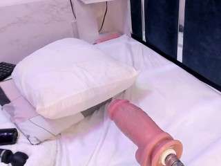 veronicaryan camsoda stream image