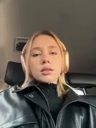 SSSATIVA_model stripchat stream image