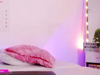 LiaTomson bongacams stream image