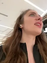 MariiD stripchat stream image