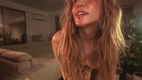 HeyBananas stripchat stream image