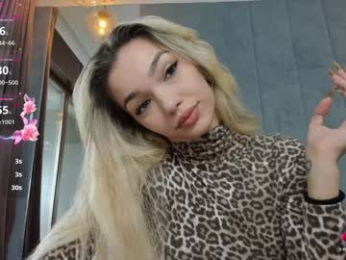 sassyt33n chaturbate stream image