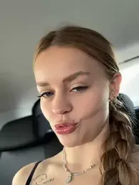 AngelinaTeller stripchat stream image