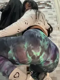 kim_monti stripchat stream image